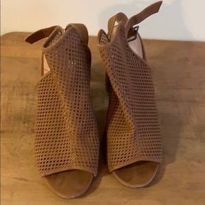 Sole Society Bombay Heel